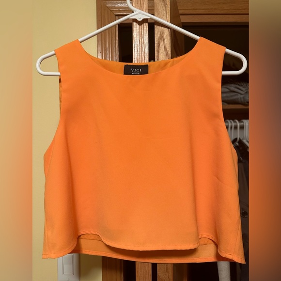 Vici Keys woven slit midi skirt in tangerine (comes with top) - Picture 6 of 9